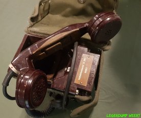 Nederlandse militaire veldtelefoon TA-3017 / Bakeliet / VERKOCHT 